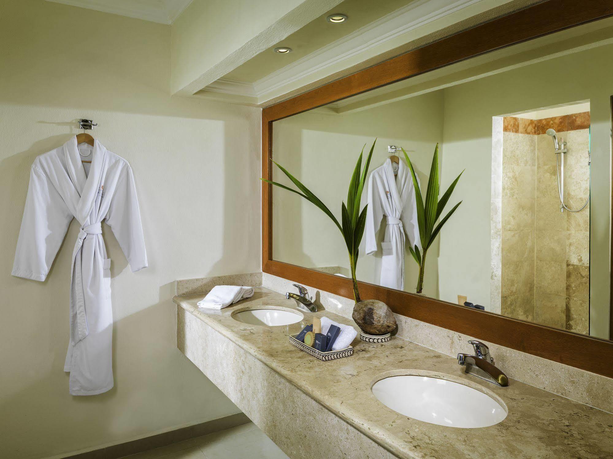 El Dorado Seaside Palms Adults Only Hotell Xetna Eksteriør bilde